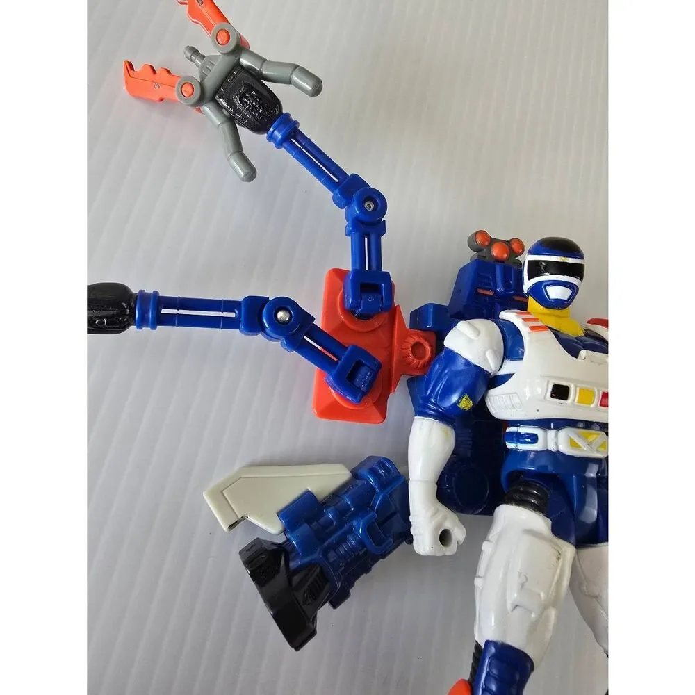 Power Rangers in Space Blue Battlized Ranger - Picture 2 of 8